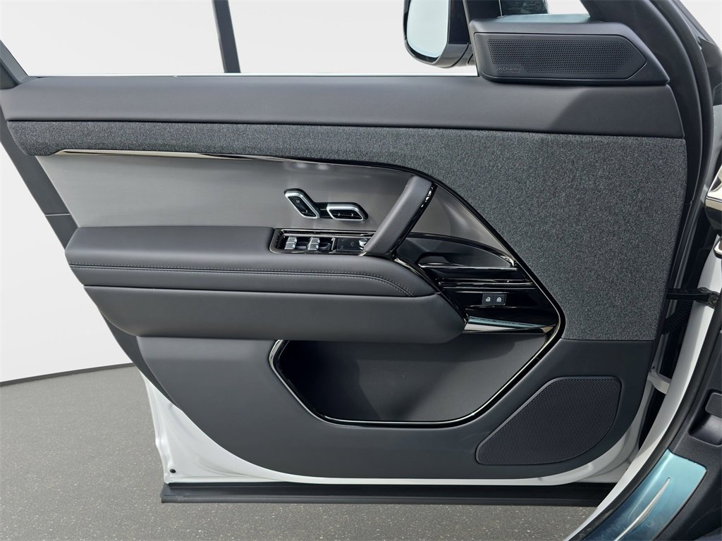 New 2026 Land Rover Range Rover Sport SE image 28