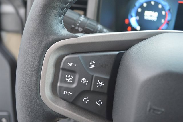 New 2025 Ford Bronco Badlands image 17