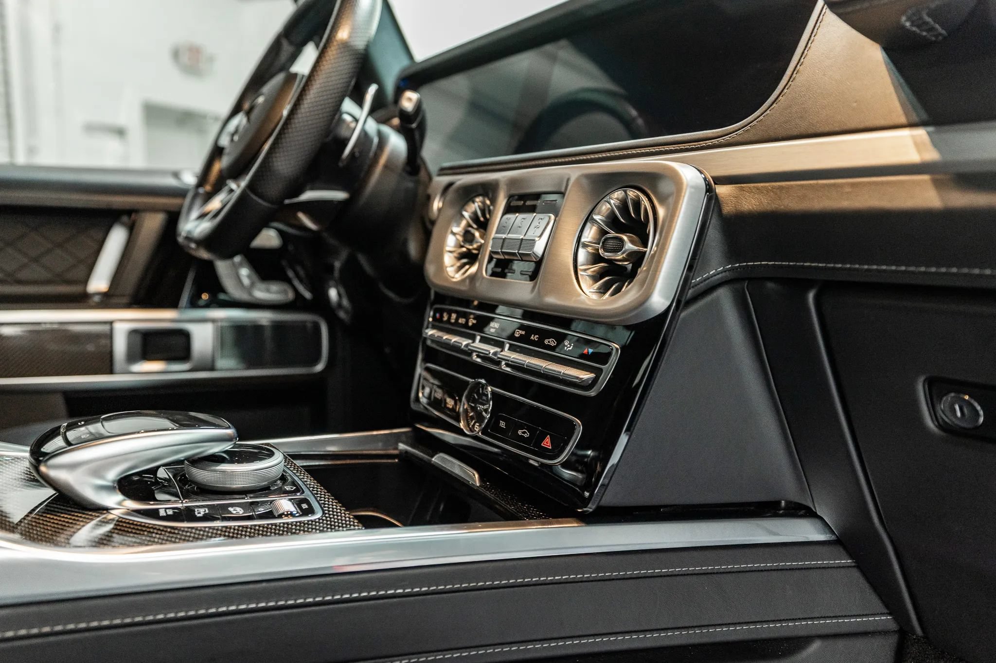 Used 2023 Mercedes-Benz G 63 AMG 4MATIC image 33
