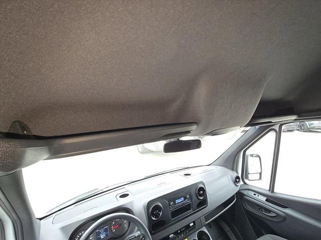 Used 2023 Mercedes-Benz Sprinter 144 Cargo image 21
