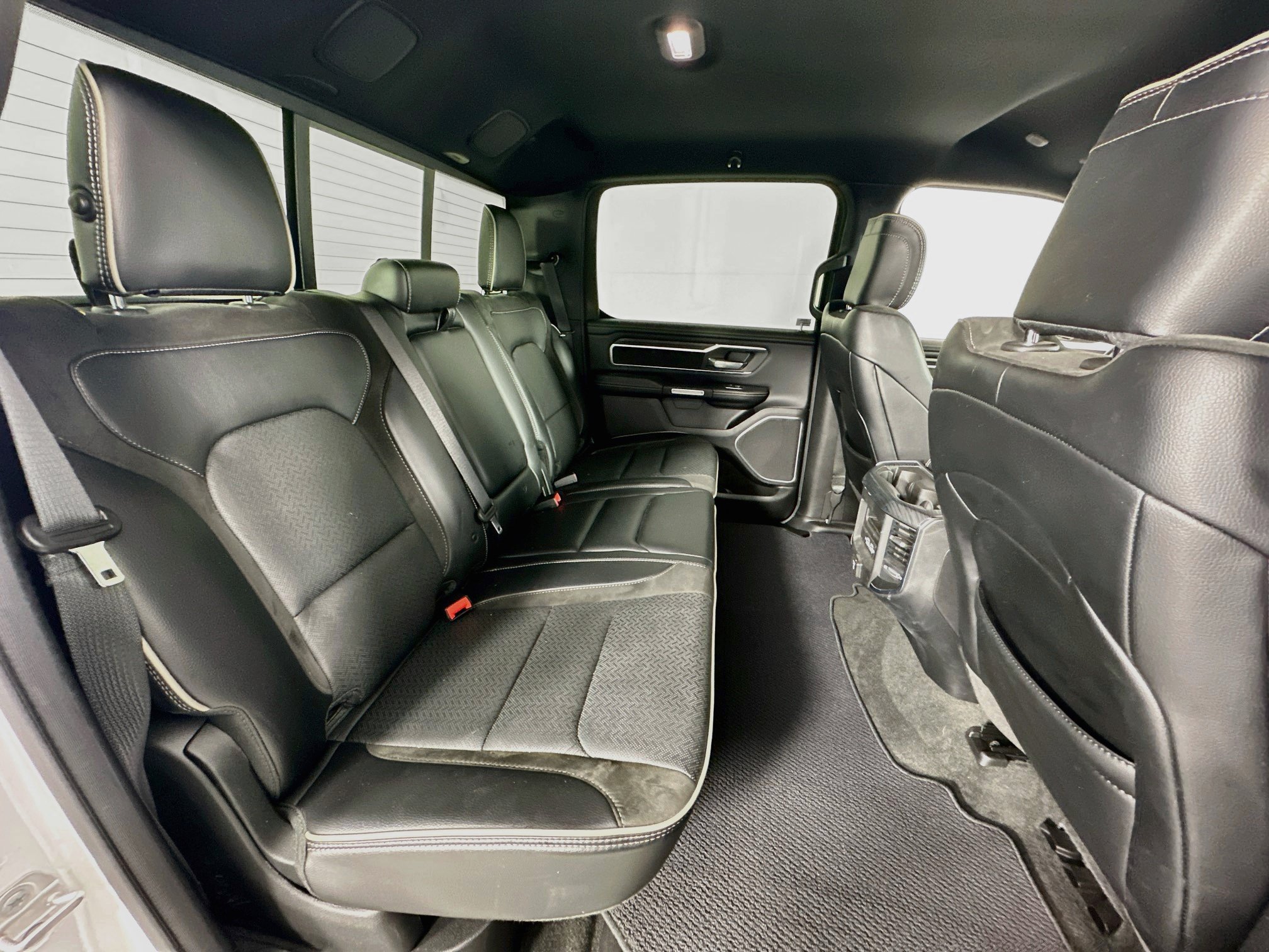 Used 2023 RAM 1500 Laramie AWD/4WD image 26