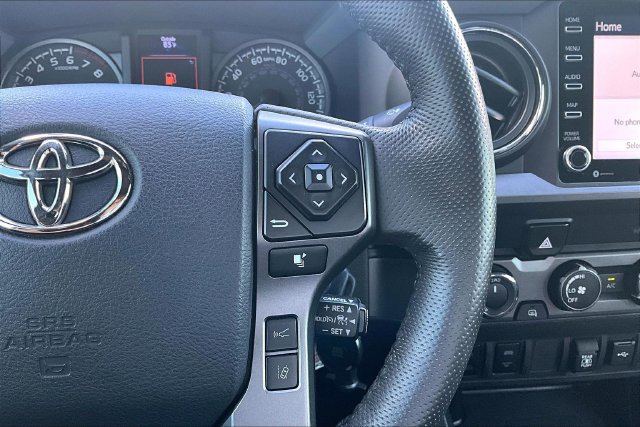 Used 2020 Toyota Tacoma TRD Sport AWD/4WD image 18