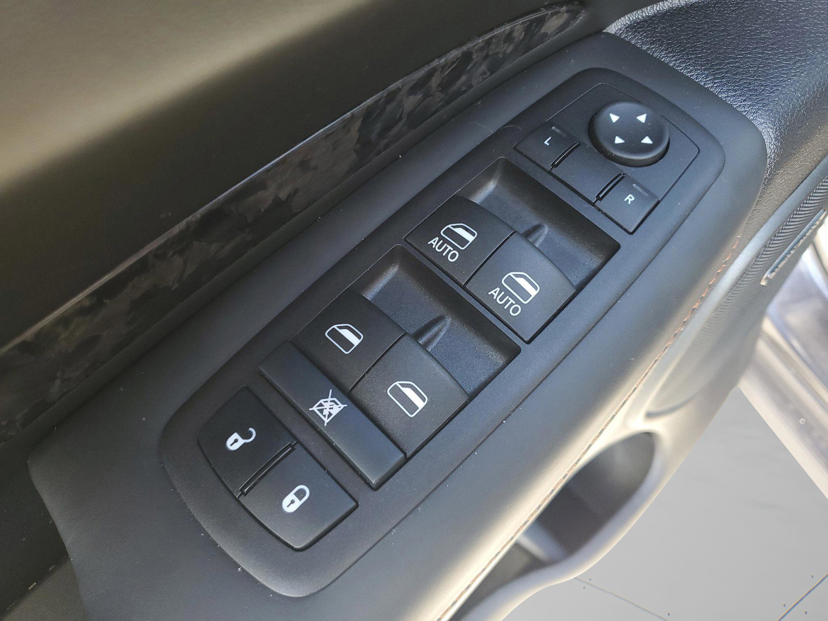 Used 2025 Dodge Durango SRT Hellcat image 18