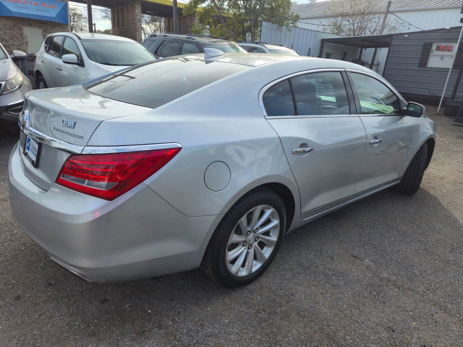Used 2015 Buick LaCrosse Leather image 4