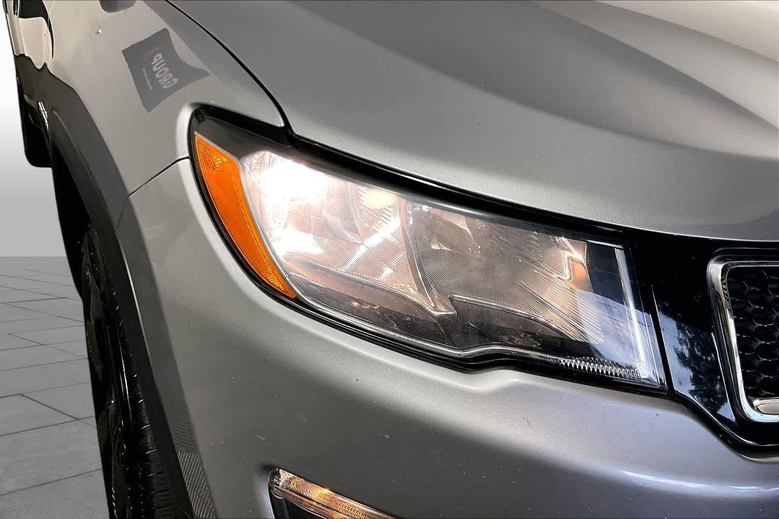 Used 2021 Jeep Compass Latitude FWD image 26