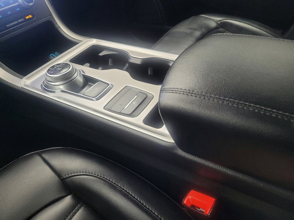 Used 2024 Ford Edge SEL image 26