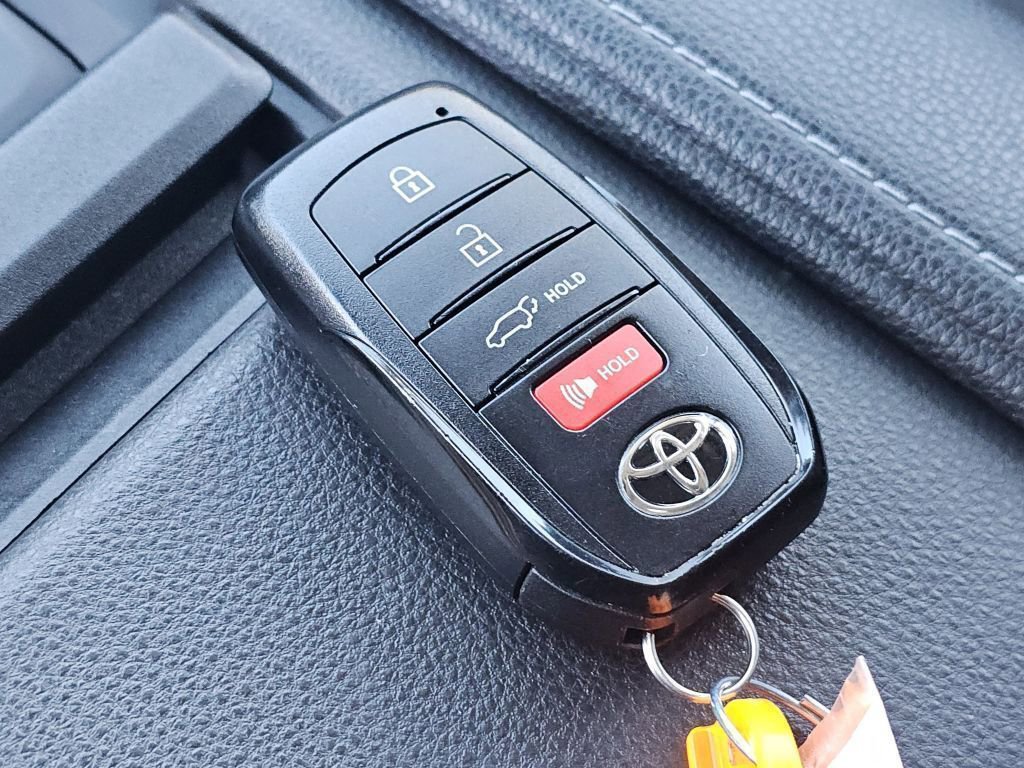 Used 2024 Toyota Grand Highlander Platinum image 35