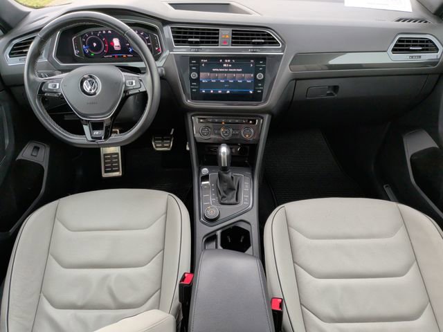 Used 2020 Volkswagen Tiguan SEL Premium R-Line image 26
