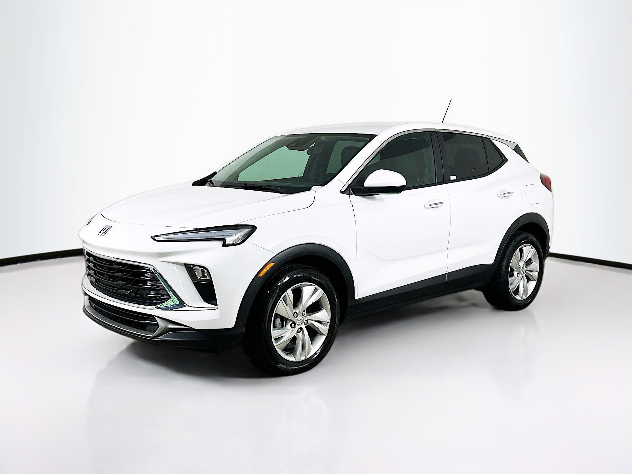 Used 2024 Buick Encore GX Preferred FWD image 3