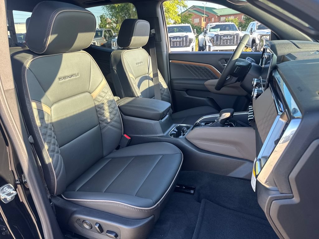 New 2026 GMC Canyon Denali AWD/4WD image 11