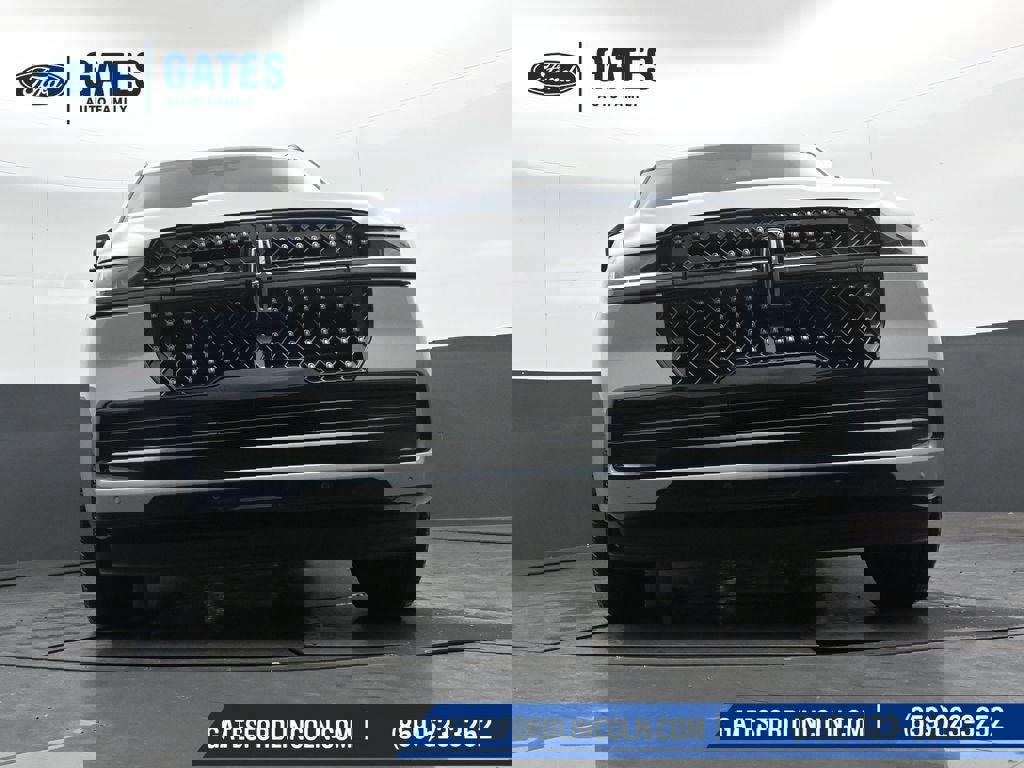 New 2025 Lincoln Navigator L Reserve w/ Jet Appearance Package image 38