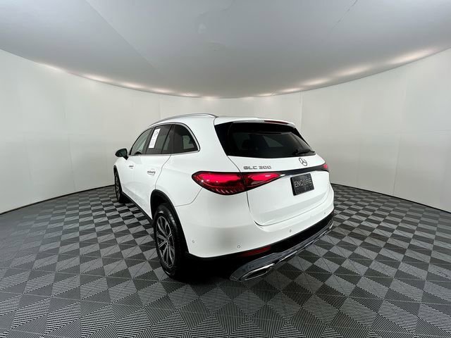 Used 2024 Mercedes-Benz GLC 300 image 6