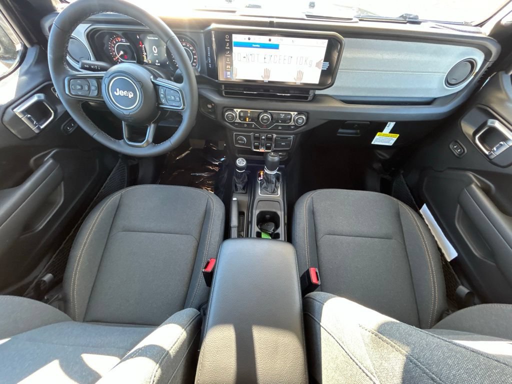 New 2026 Jeep Gladiator Sport AWD/4WD image 4