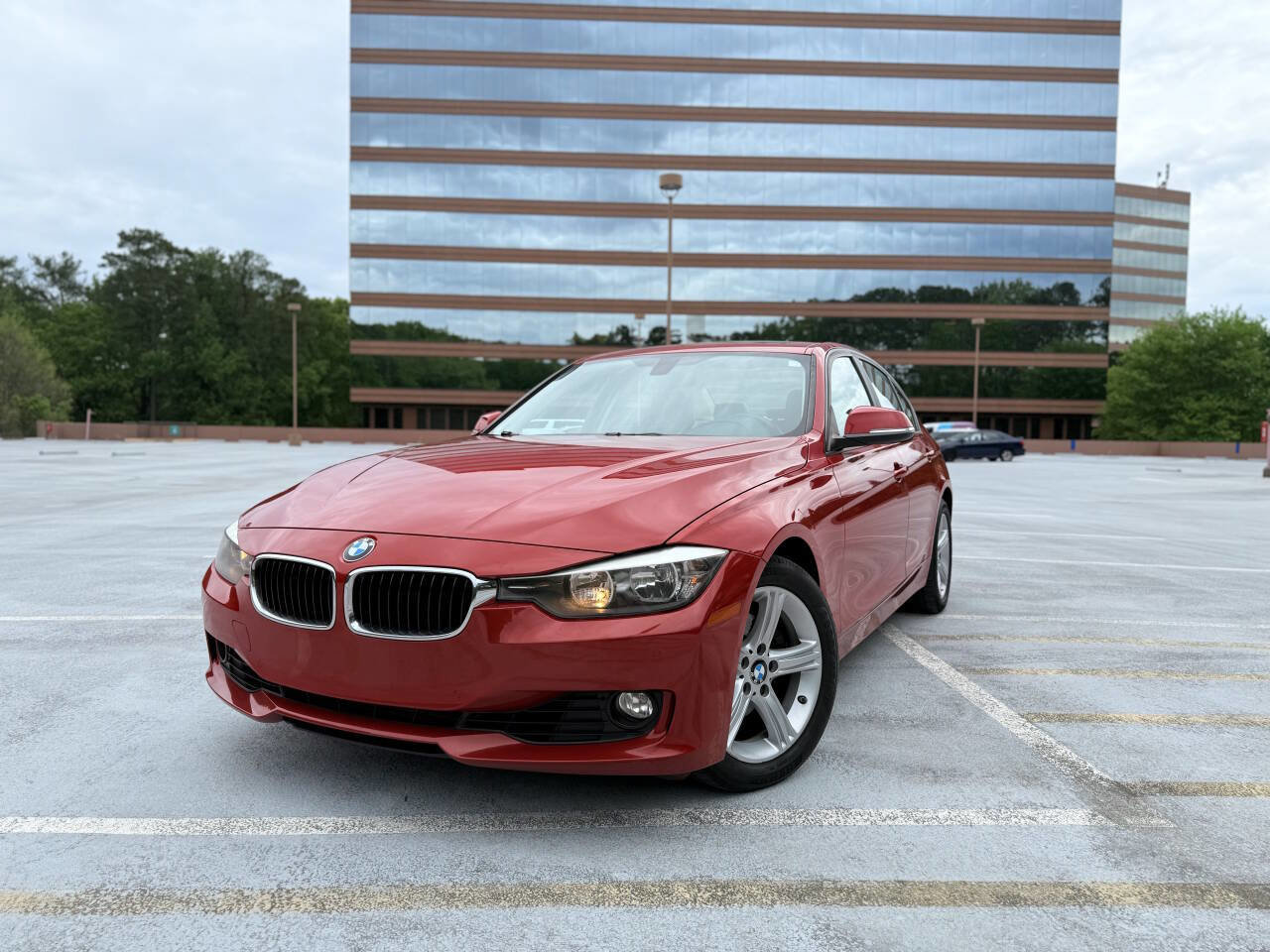 Used 2015 BMW 328i Sedan image 2
