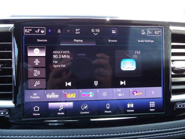 New 2027 Chrysler Pacifica Select FWD image 24