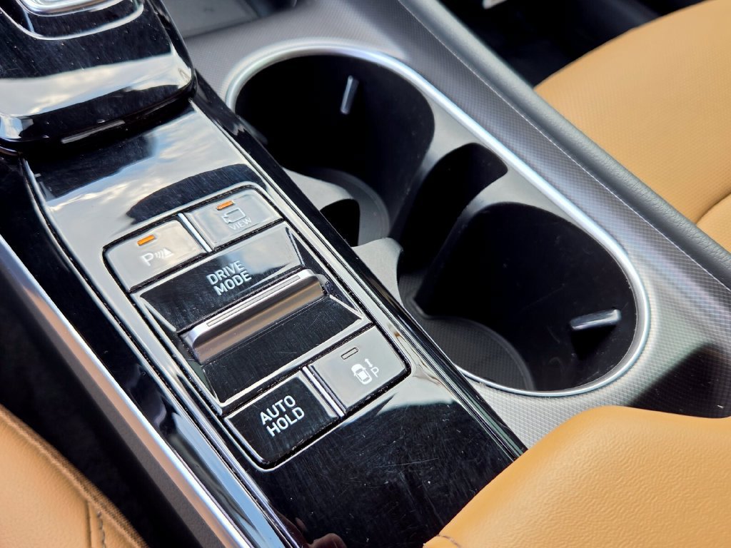Used 2023 Hyundai Sonata Limited FWD image 22