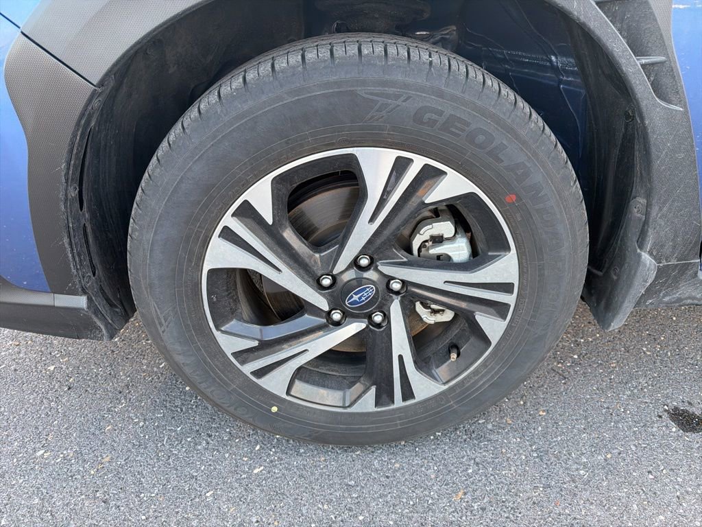 Certified 2025 Subaru Crosstrek 2.0i Premium image 13