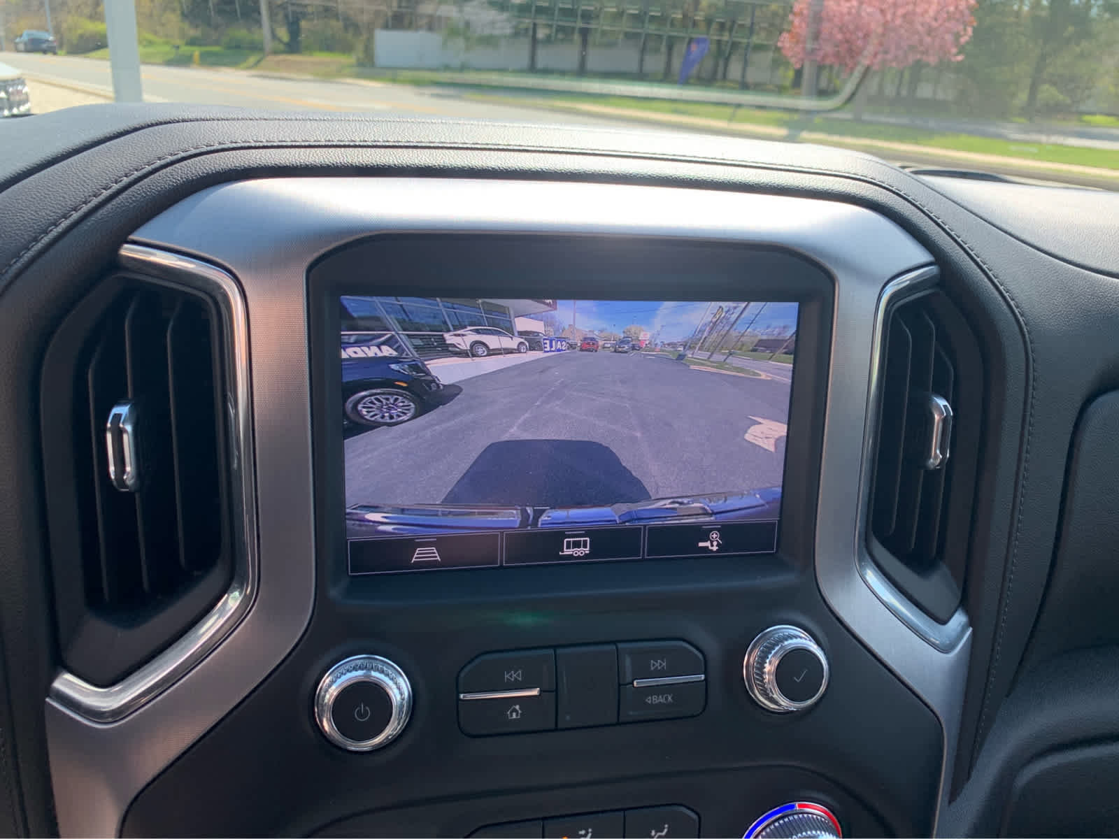 Used 2022 GMC Sierra 1500 SLT w/ SLT Premium Plus Package image 16