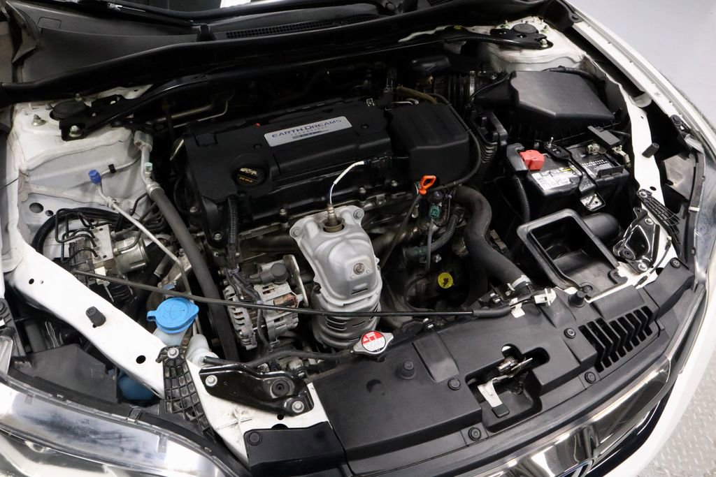 Used 2016 Honda Accord EX-L image 17