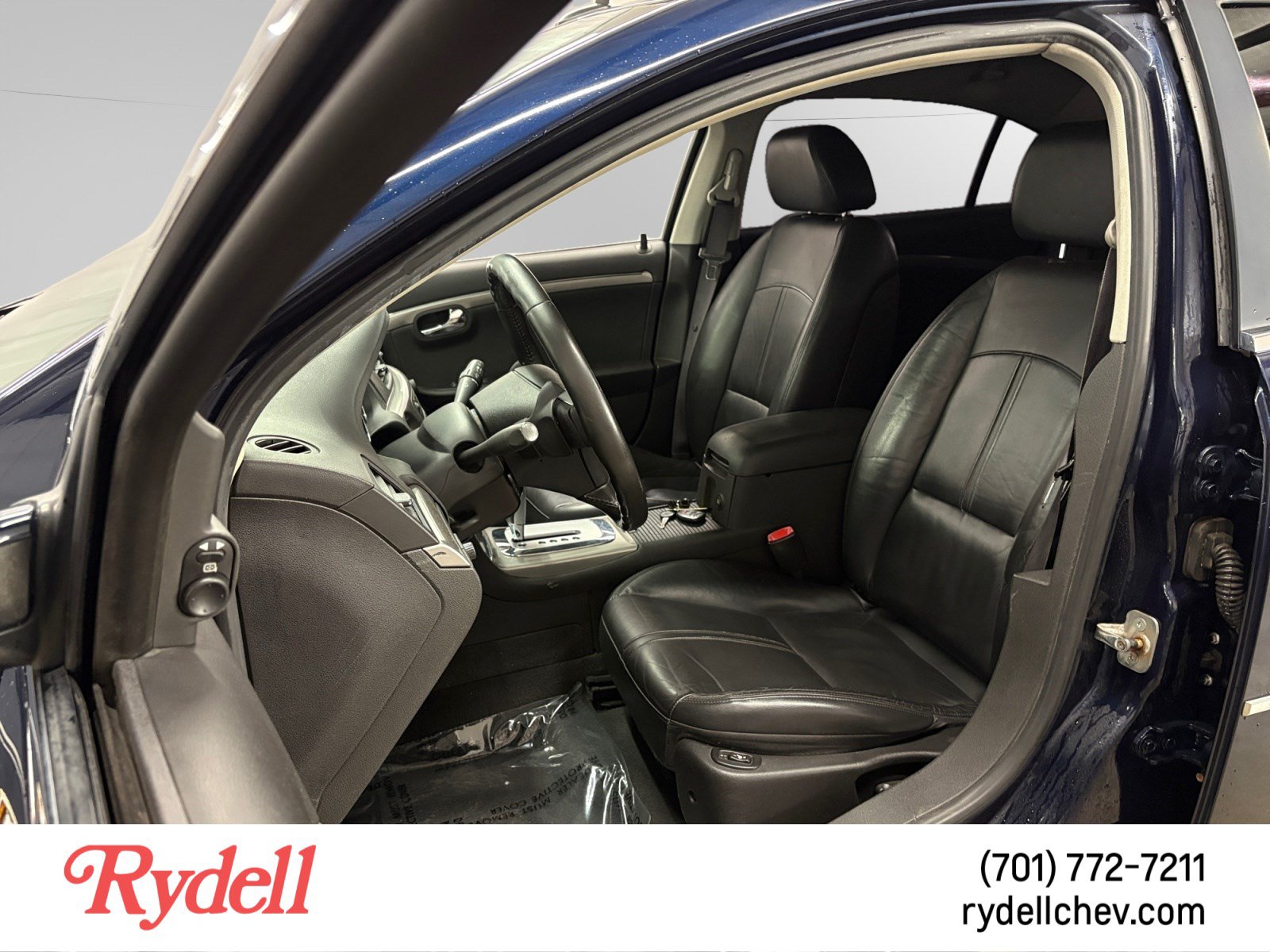 Used 2007 Saturn Aura XR w/ Premium Trim Pkg FWD image 10