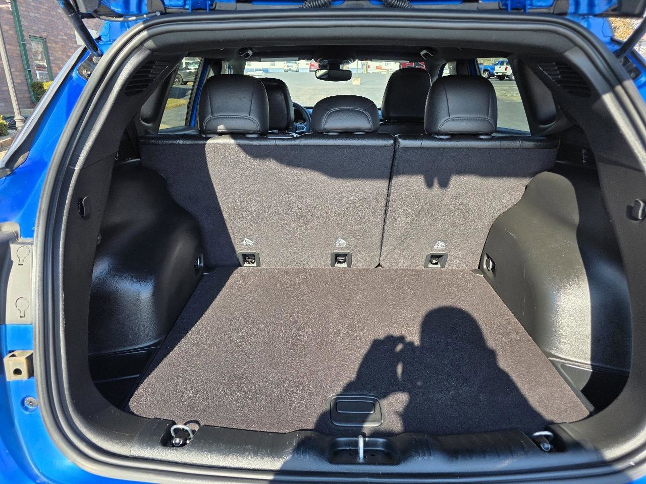 Used 2024 Jeep Compass Limited image 15