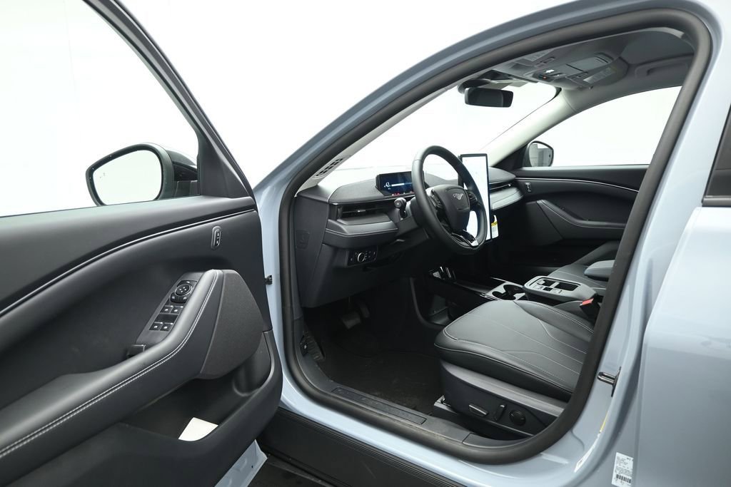 New 2026 Ford Mustang Mach-E Select RWD image 7