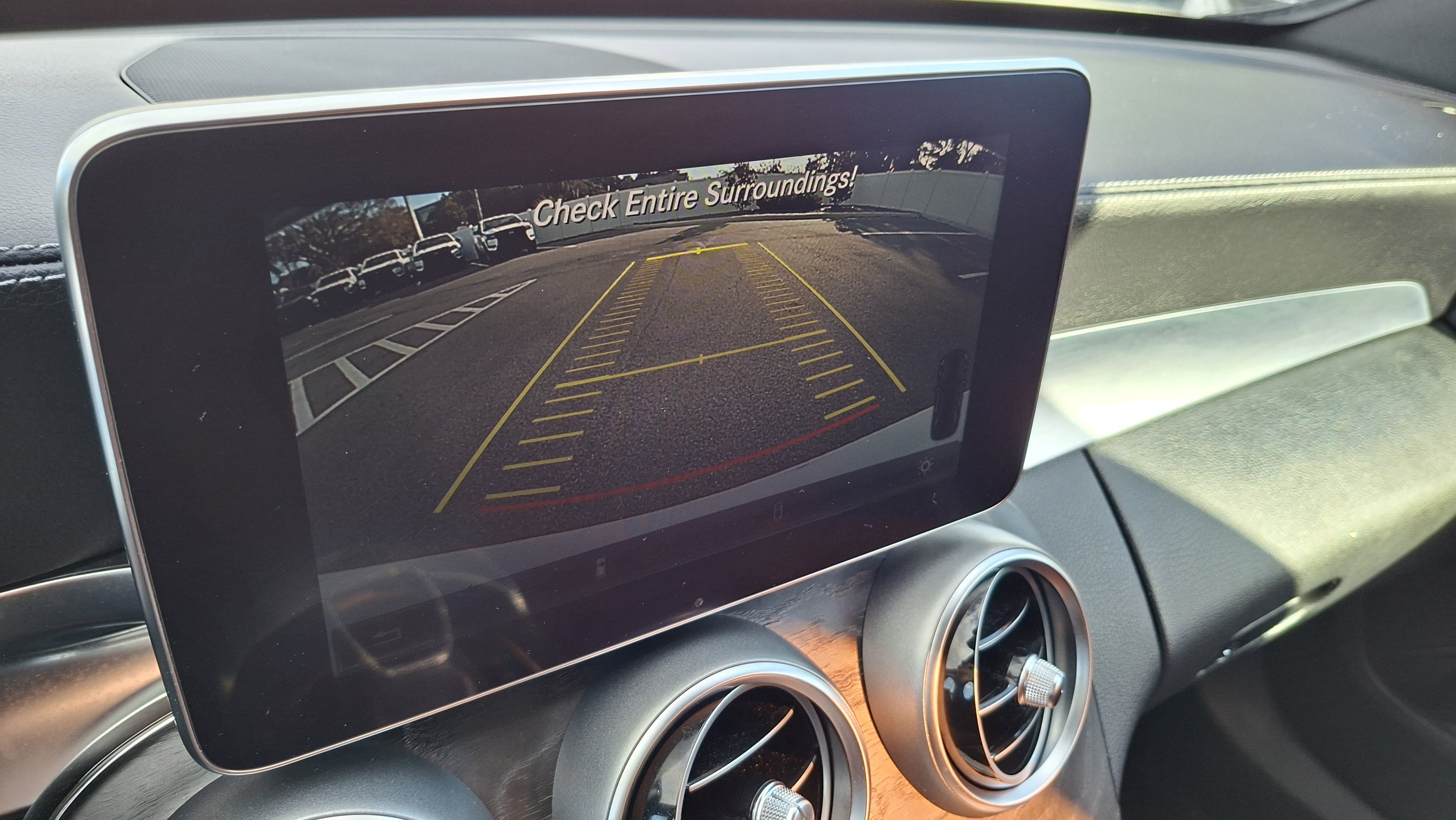 Used 2015 Mercedes-Benz C 400 4MATIC image 13