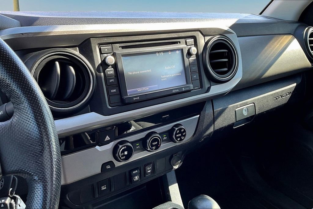 Used 2018 Toyota Tacoma SR5 RWD image 6