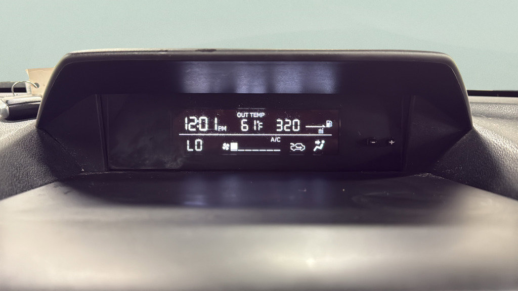 Used 2023 Subaru Crosstrek 2.0i Premium image 26