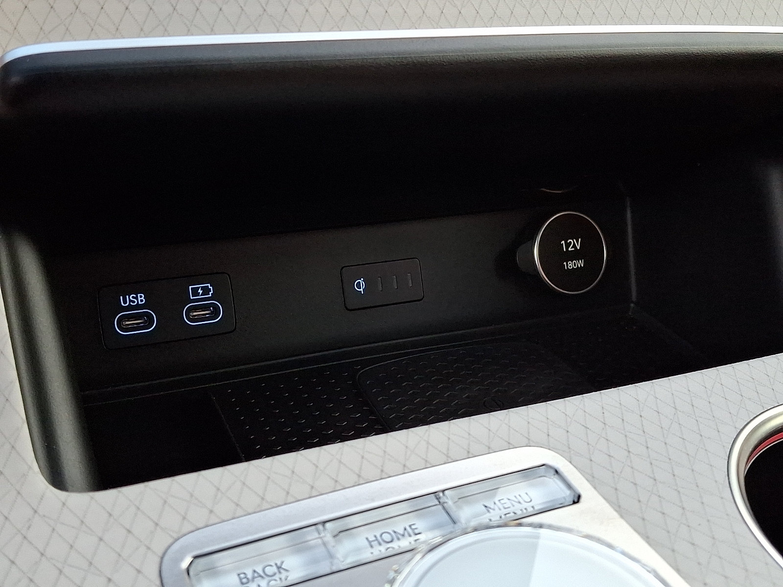 Certified 2025 Genesis GV80 3.5T Prestige AWD/4WD image 17