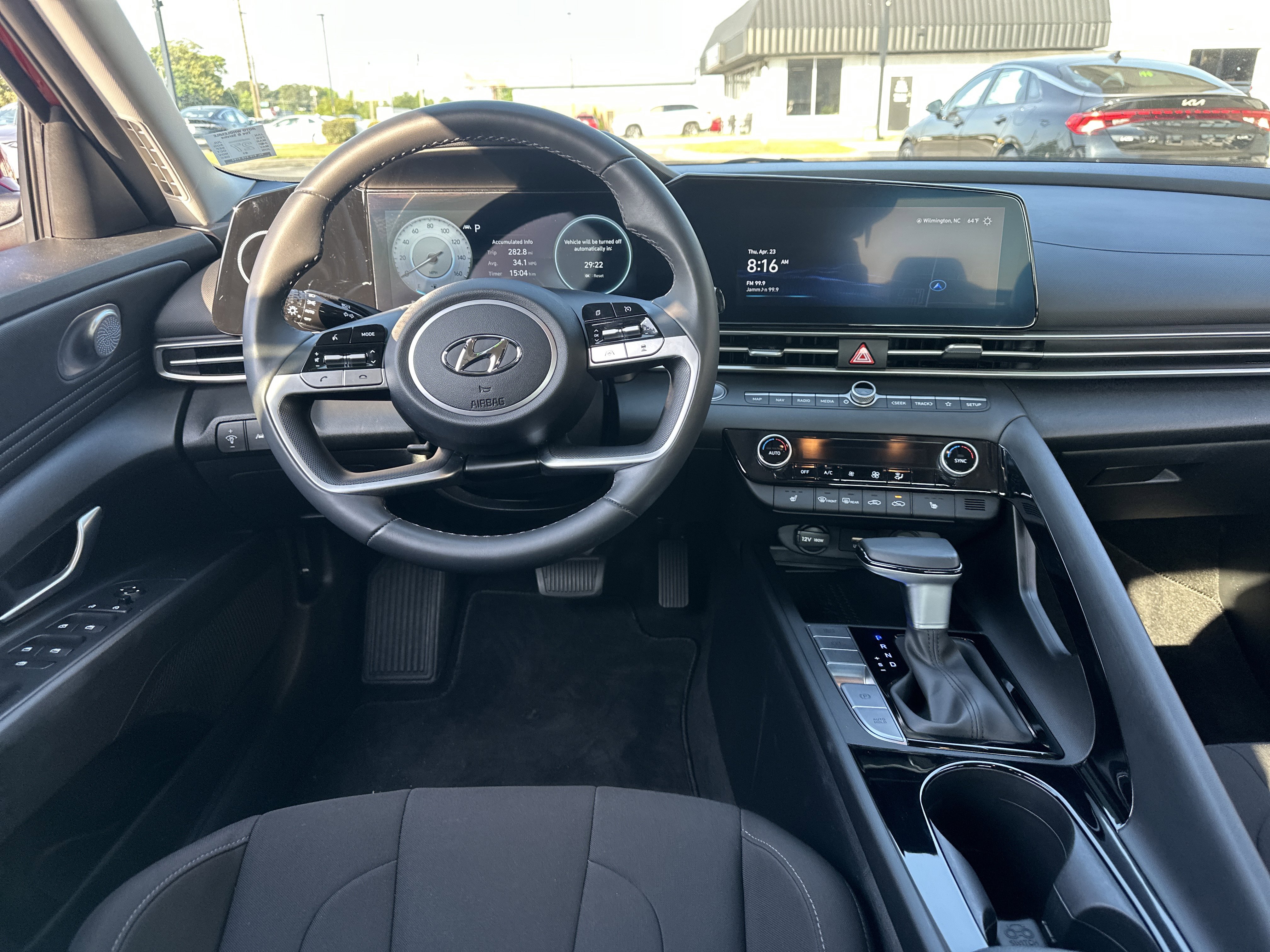Used 2023 Hyundai Elantra SEL w/ Convenience Package FWD image 15