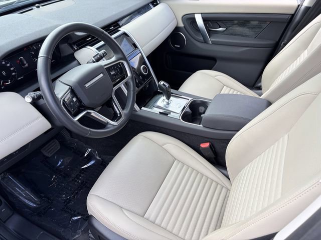 Used 2023 Land Rover Discovery Sport SE image 5