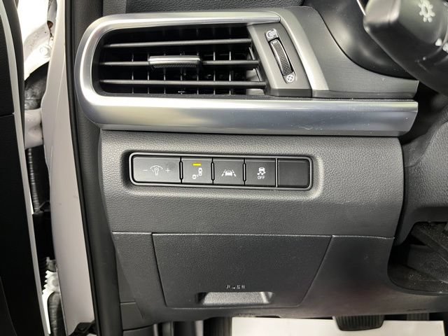 Used 2023 Chevrolet Silverado 1500 RST w/ Protection Package AWD/4WD image 12