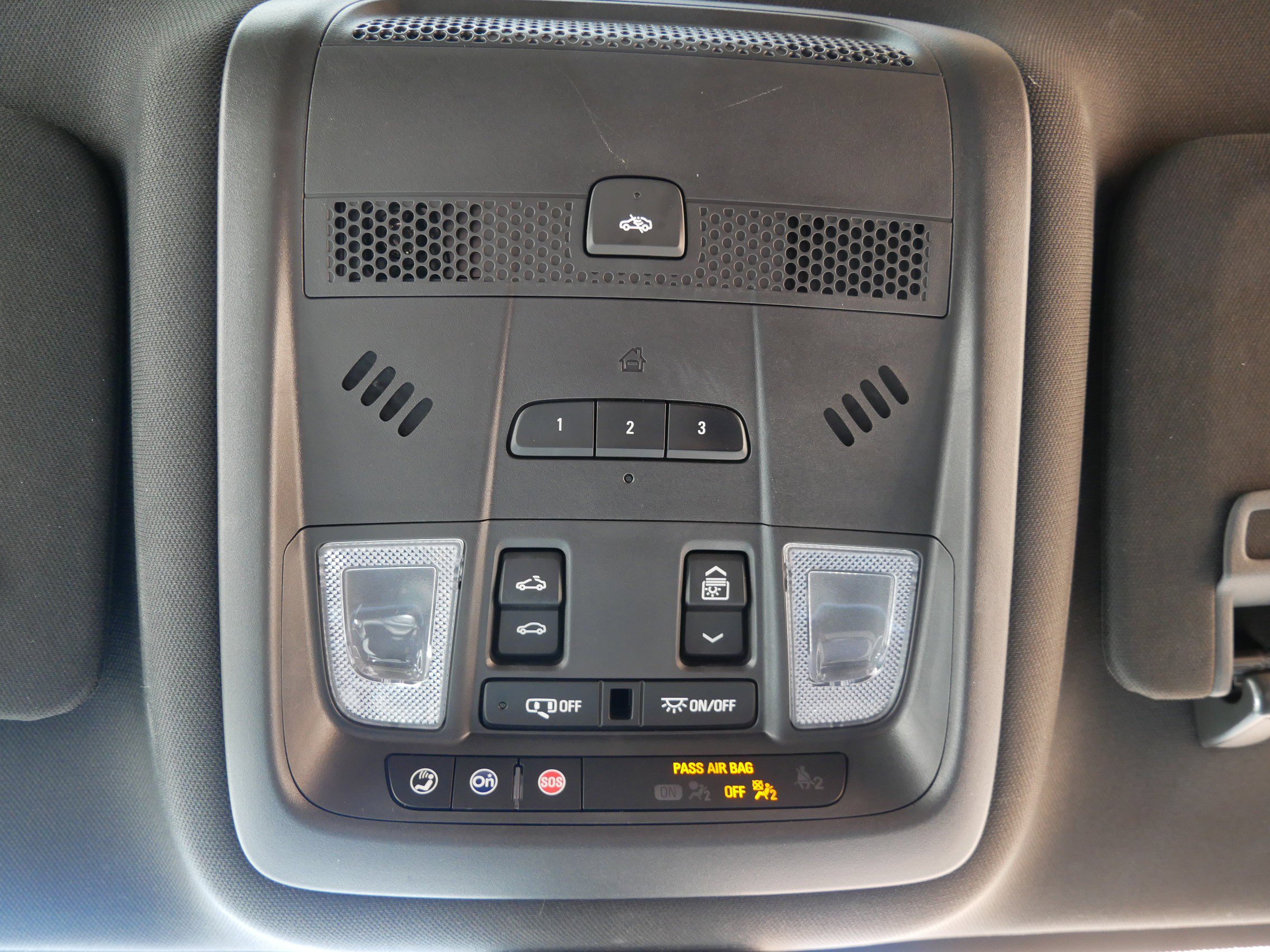 Used 2022 Cadillac XT6 Premium Luxury w/ Technology Package AWD/4WD image 23