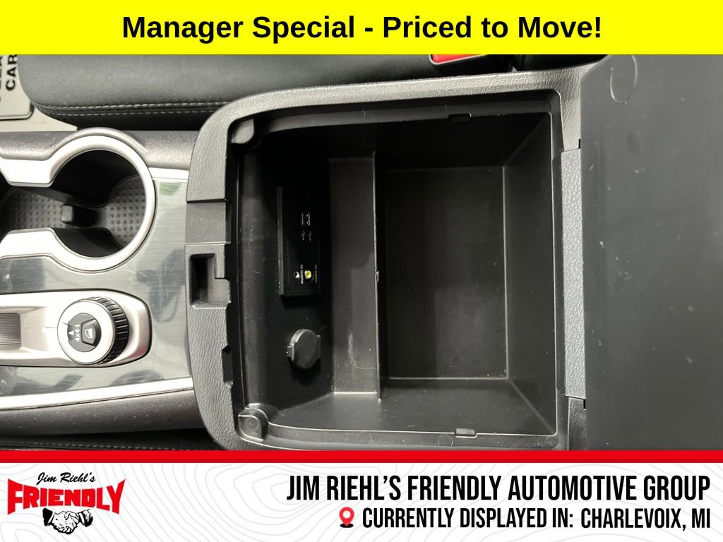 Used 2018 Nissan Pathfinder SV image 21