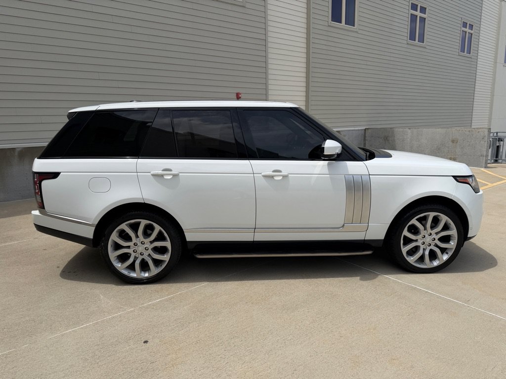 Used 2014 Land Rover Range Rover HSE AWD/4WD image 2