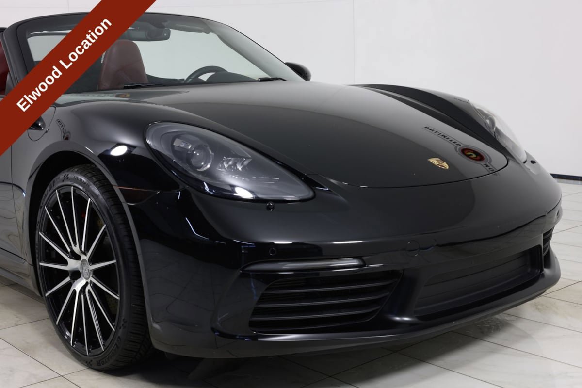 Used 2018 Porsche 718 Boxster RWD image 37