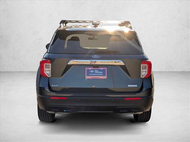 Used 2023 Ford Explorer XLT image 7