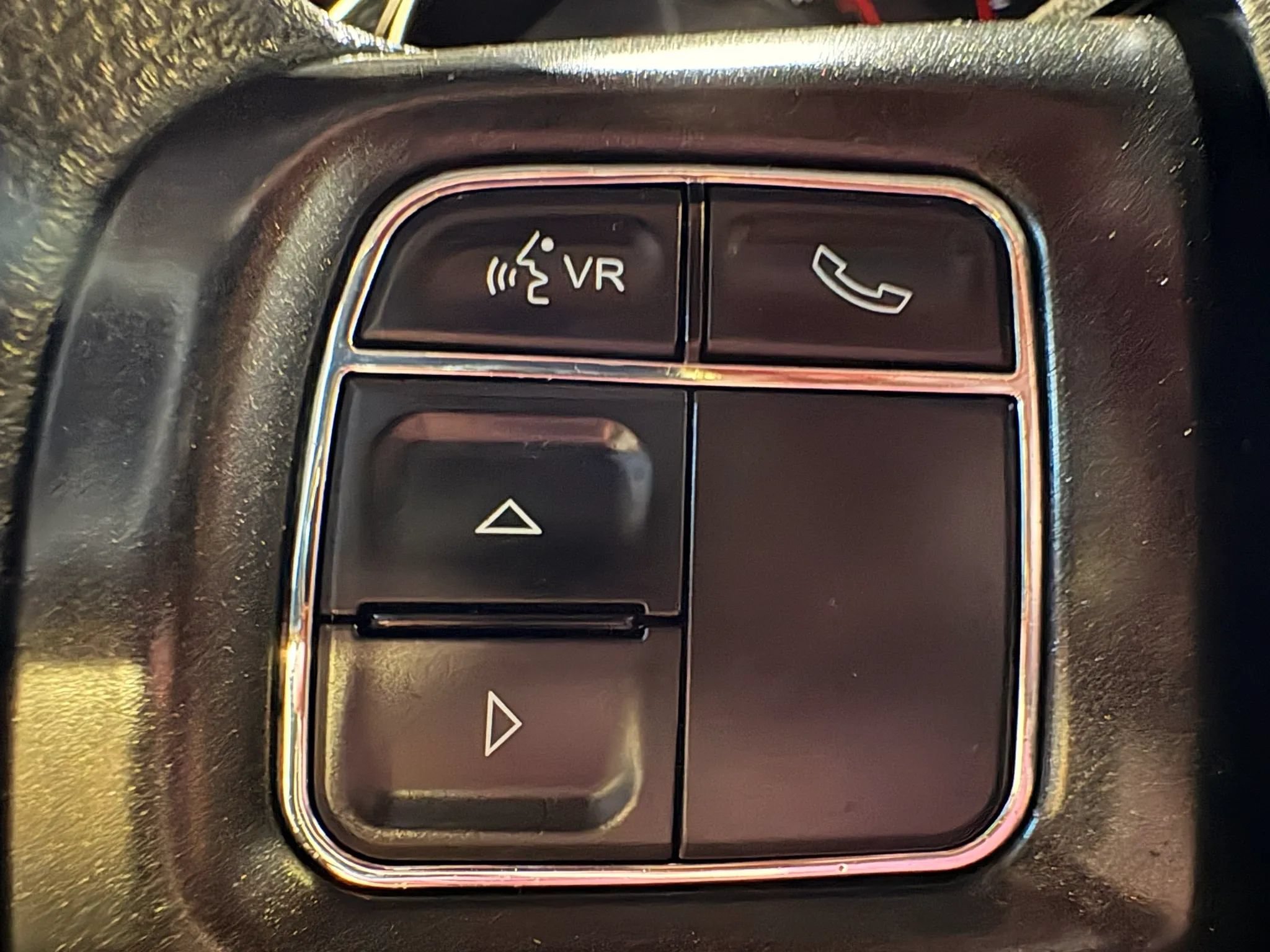Used 2015 Dodge Dart SXT FWD image 23