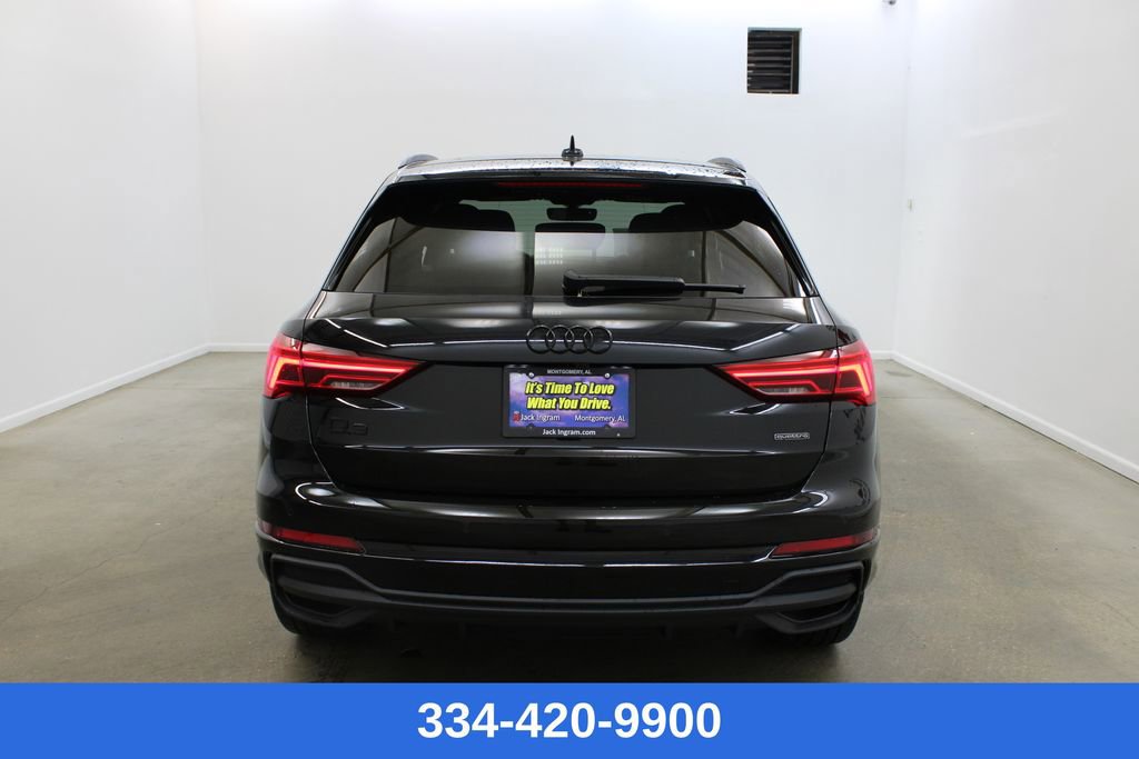 New 2025 Audi Q3 2.0T Premium image 4