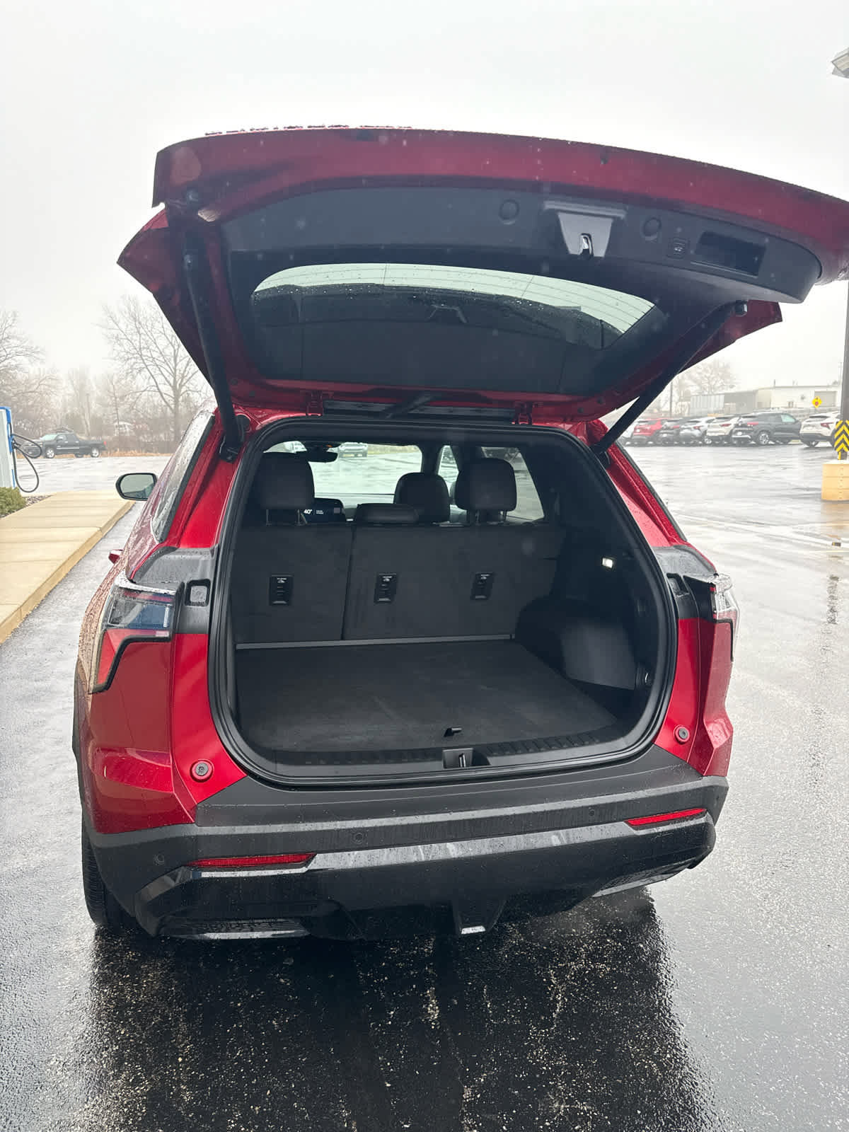 Used 2025 Chevrolet Equinox RS w/ Safety and Technology Package AWD/4WD image 11