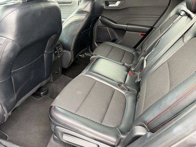 Used 2024 Ford Escape ST-Line image 15