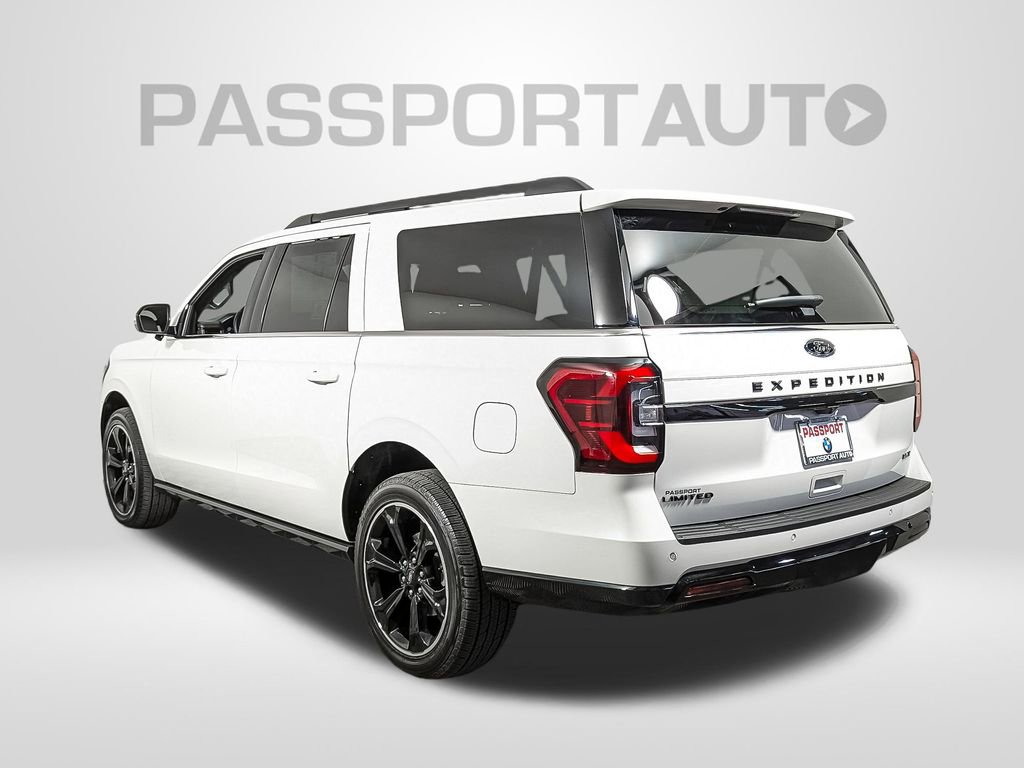 Used 2023 Ford Expedition Max Limited image 3