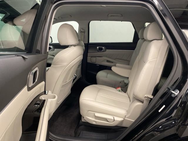 Used 2023 Kia Sorento SX Prestige image 20