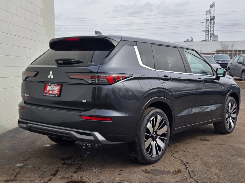 New 2026 Mitsubishi Outlander SEL AWD/4WD image 10