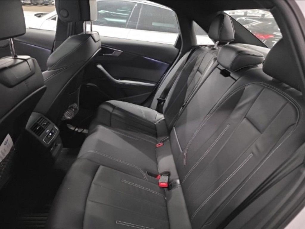 Used 2023 Audi A4 2.0T Premium Plus w/ Premium Plus Package image 7