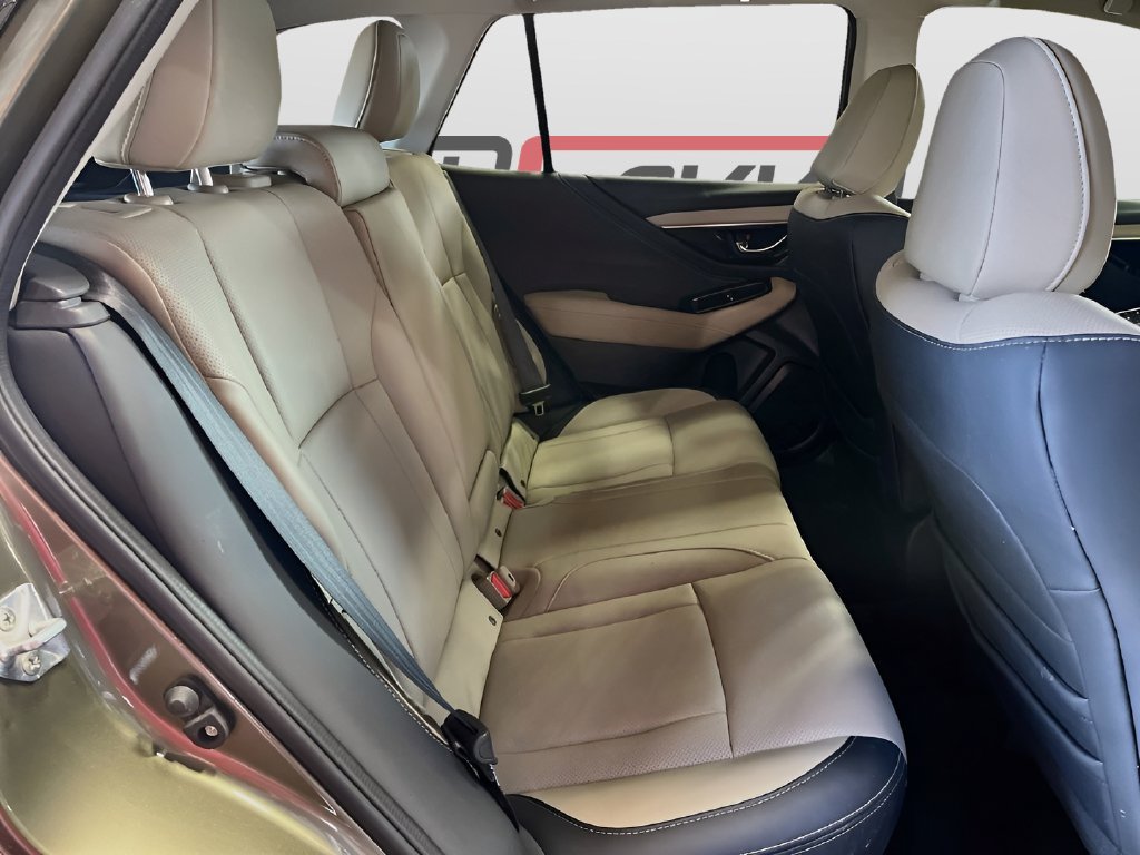 Used 2025 Subaru Outback Limited AWD/4WD image 29