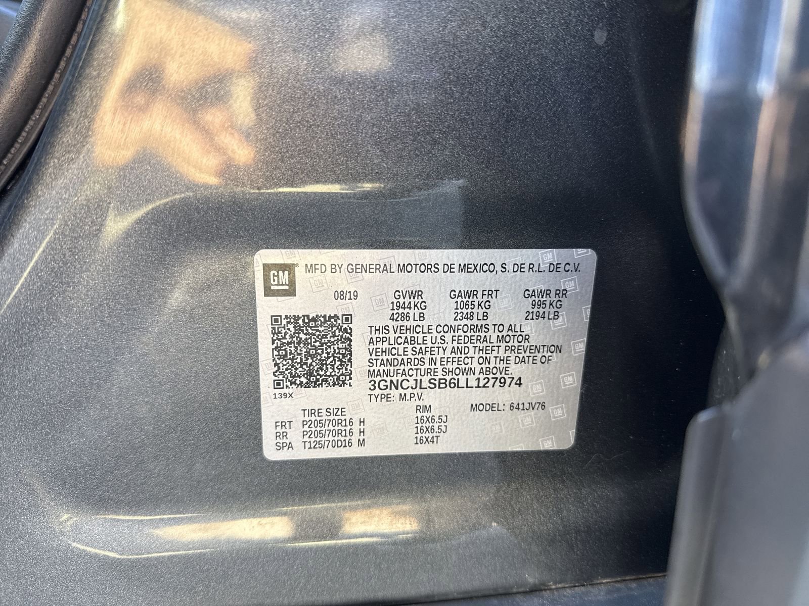 Used 2020 Chevrolet Trax LT w/ LT Convenience Package FWD image 40