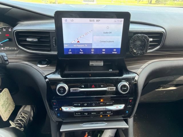 Used 2022 Ford Explorer Limited w/ Equipment Group 301A RWD image 12