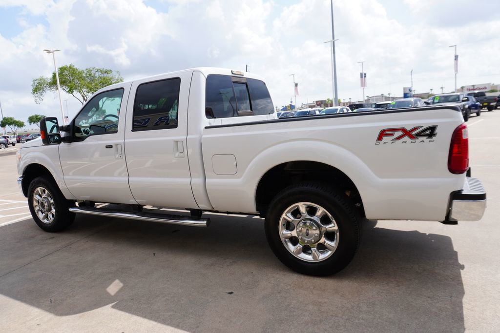 Used 2016 Ford F250 Lariat w/ Lariat Interior Package image 4